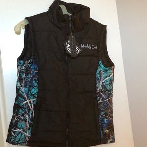 Muddy girl vest